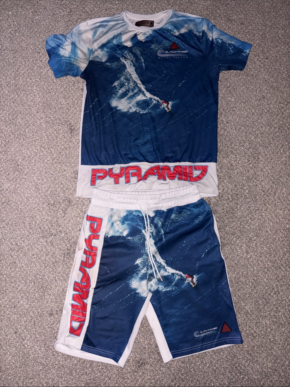 Black Pyramid Blue Surf Graphic Short Sleeve  Set with Red Logo